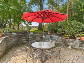 80 Arlington St, Winchester MA 01890
