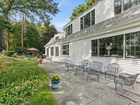 80 Arlington St, Winchester MA 01890