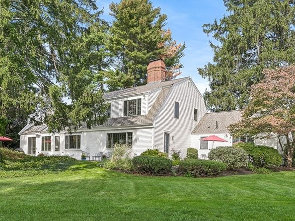 80 Arlington St, Winchester MA 01890