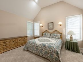 20 Braeburn Ln 20, Ashland MA 01721