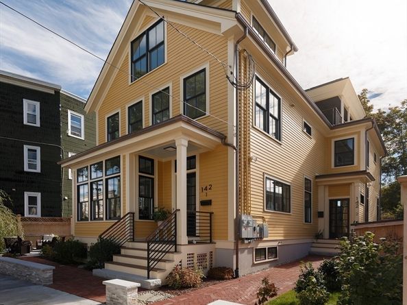 142 Amory Street Front, Cambridge MA 02139