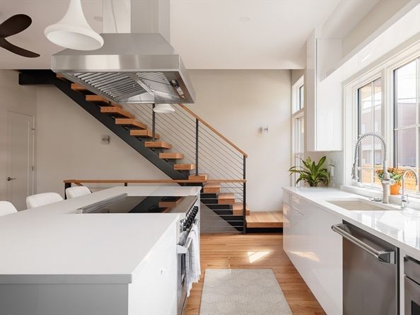 142 Amory Street Front, Cambridge MA 02139