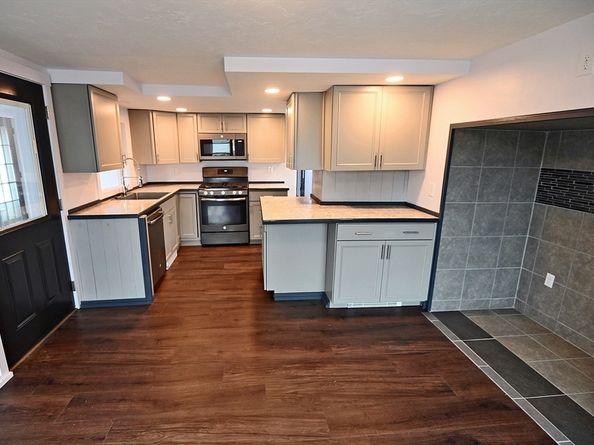 3030 Cranberry Highway 11, Wareham MA 02538