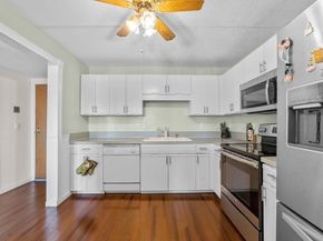 200 Cove Way 614, Quincy MA 02169