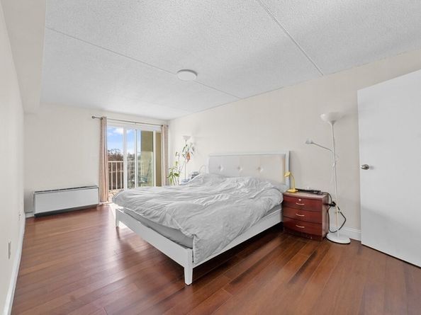 200 Cove Way 614, Quincy MA 02169