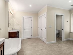 28 Mercer Rd, Needham MA 02494