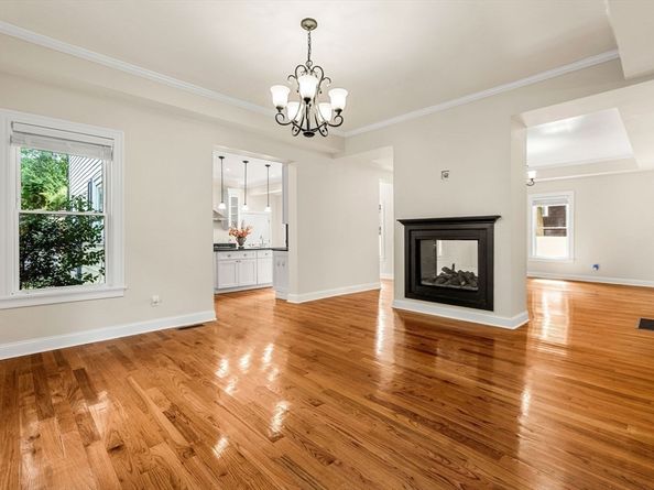 28 Mercer Rd, Needham MA 02494