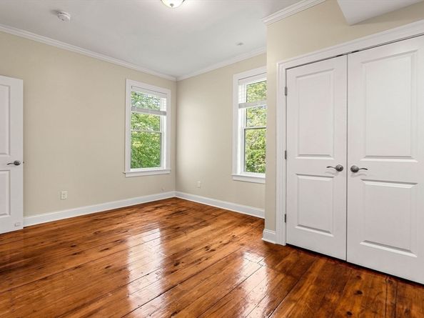 28 Mercer Rd, Needham MA 02494