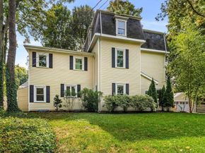 28 Mercer Rd, Needham MA 02494