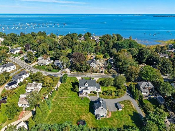 260 Washington St, Duxbury MA 02332