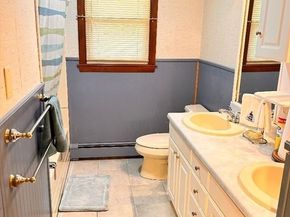 56 Prescott Road, Northbridge MA 01588