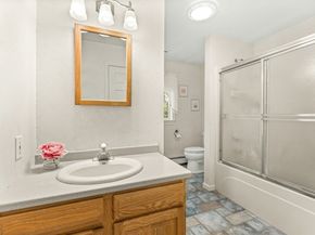 233 Lakeshore Dr, Wayland MA 01778