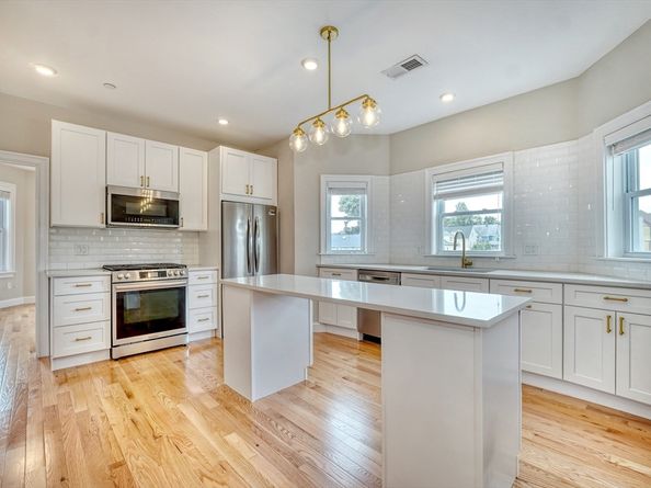 35 Somerset Ave. 6, Winthrop MA 02152