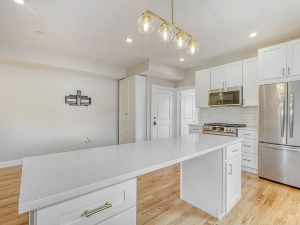 35 Somerset Ave. 6, Winthrop MA 02152