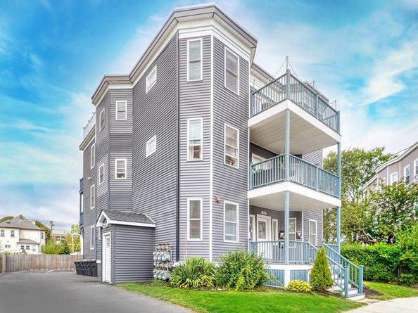 35 Somerset Ave. 6, Winthrop MA 02152