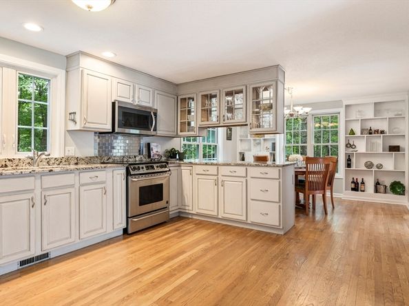 2 Gerald Ave, Millis MA 02054