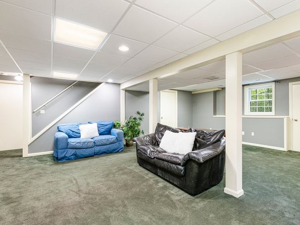 2 Gerald Ave, Millis MA 02054