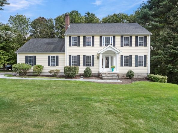 2 Gerald Ave, Millis MA 02054