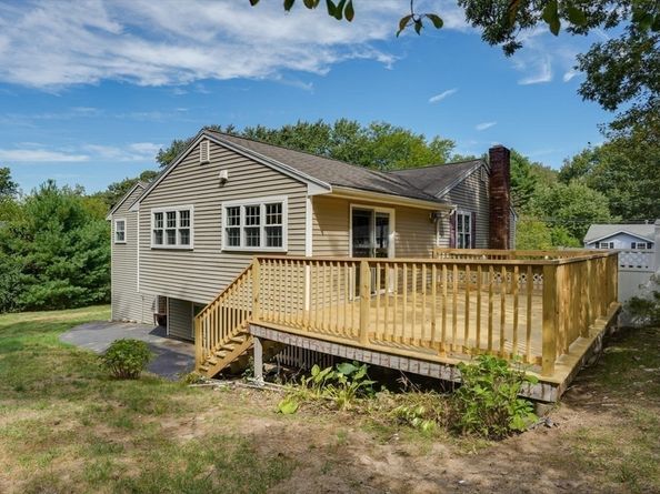 2 Cutting Ln, Burlington MA 01803
