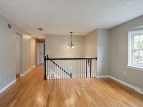 2 Cutting Ln, Burlington MA 01803