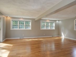 2 Cutting Ln, Burlington MA 01803