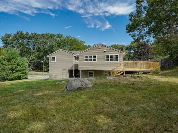 2 Cutting Ln, Burlington MA 01803