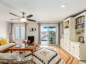 5 Raven Ln 5, Gloucester MA 01930
