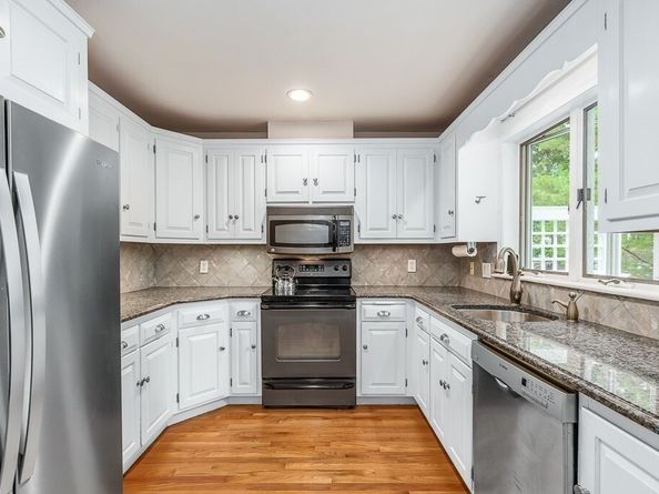 5 Raven Ln 5, Gloucester MA 01930