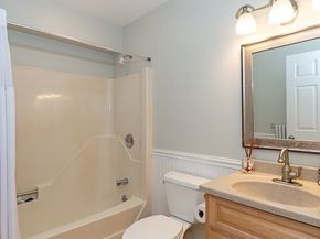 5 Raven Ln 5, Gloucester MA 01930