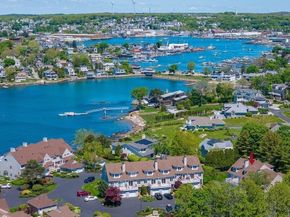 5 Raven Ln 5, Gloucester MA 01930