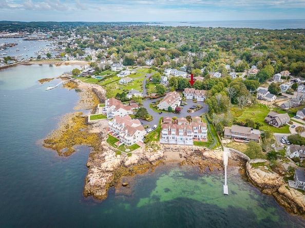 5 Raven Ln 5, Gloucester MA 01930