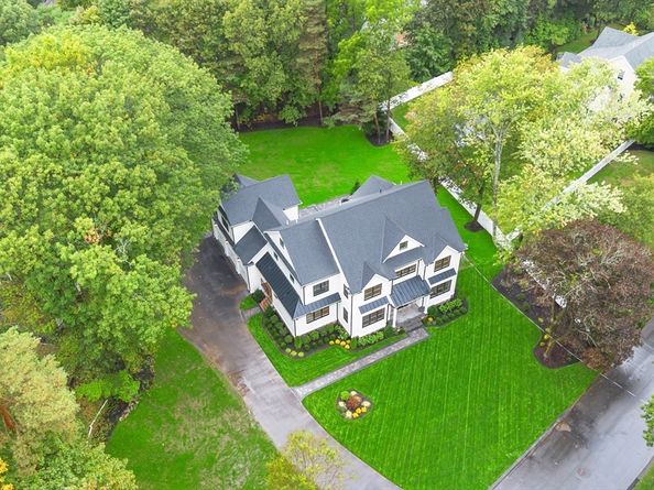 15 Peachtree Road, Lexington MA 02420