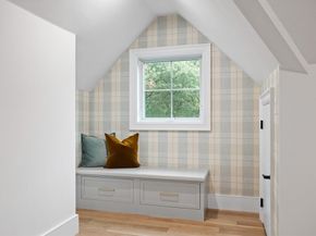 15 Peachtree Road, Lexington MA 02420
