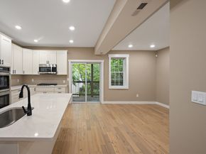 5 Monmouth St, Boston MA 02128