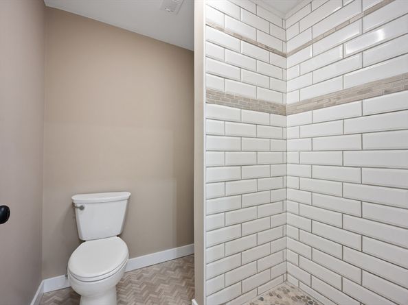 5 Monmouth St, Boston MA 02128