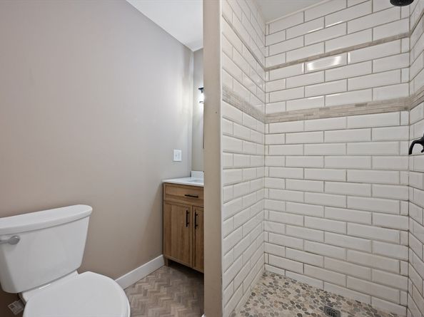 5 Monmouth St, Boston MA 02128