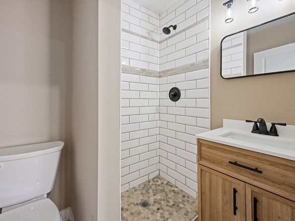 5 Monmouth St, Boston MA 02128