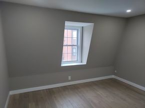 5 Monmouth St, Boston MA 02128