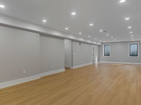 853 Dedham St, Newton MA 02459