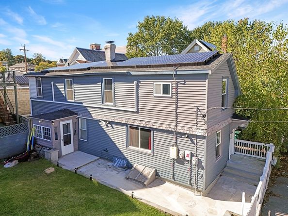 25 Railroad St, Fitchburg MA 01420