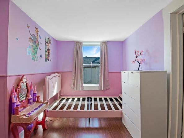 25 Railroad St, Fitchburg MA 01420