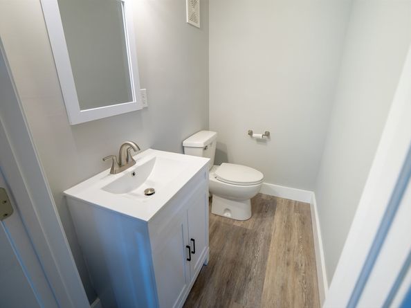 70 Lebaron Blvd 10, Lakeville MA 02347