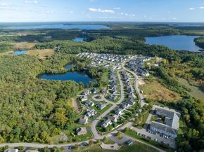 70 Lebaron Blvd 10, Lakeville MA 02347