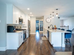 70 Lebaron Blvd 10, Lakeville MA 02347