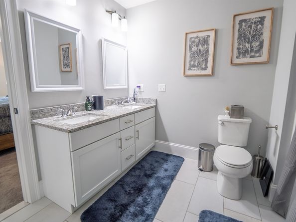 70 Lebaron Blvd 10, Lakeville MA 02347