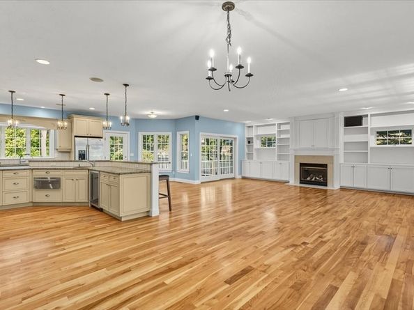 118 Bates Way, Hanover MA 02339