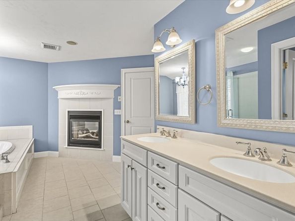 118 Bates Way, Hanover MA 02339