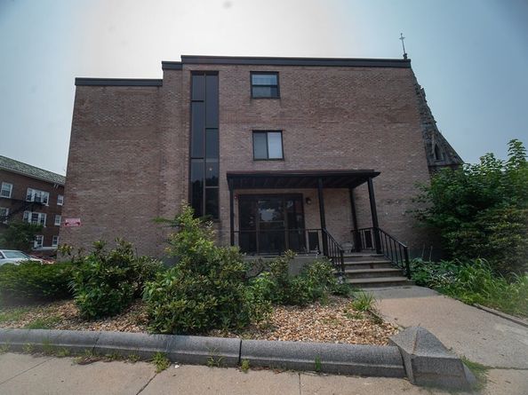 154 High Street 204, Medford MA 02155