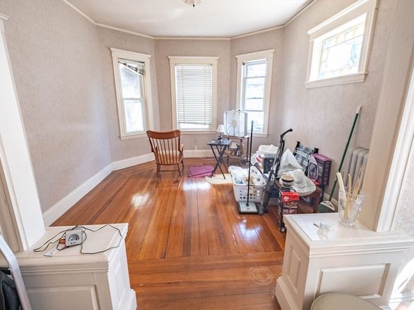 75 Cottage St, Chelsea MA 02150
