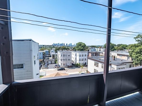 75 Cottage St, Chelsea MA 02150